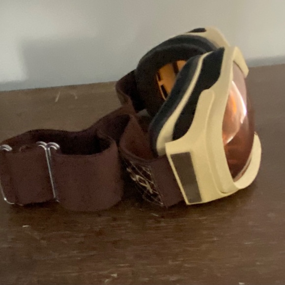 Bolle Snow Goggles-NWOT - Picture 2 of 3